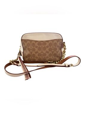 2018 Coach Camera Bag in Signature Canvas (Style #31208)